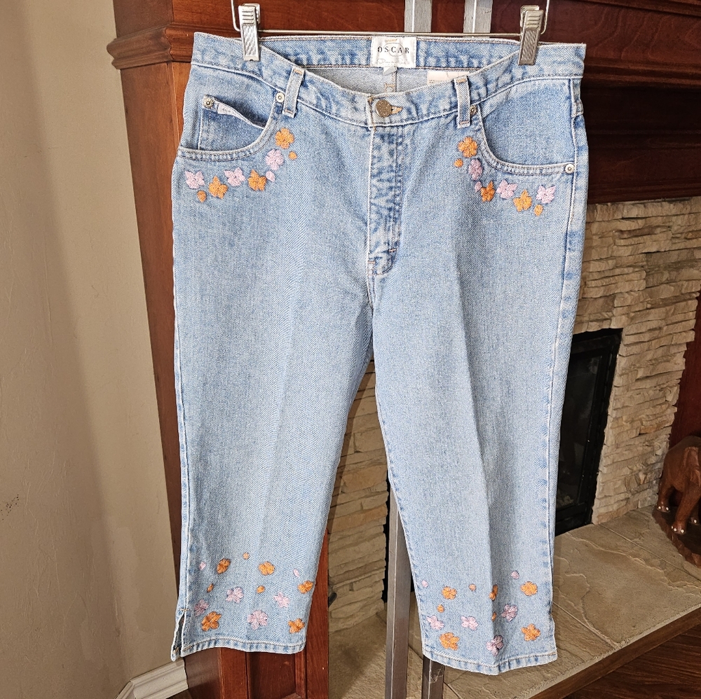 Vintage Oscar De LA Renta embroidered capri jeans size 10